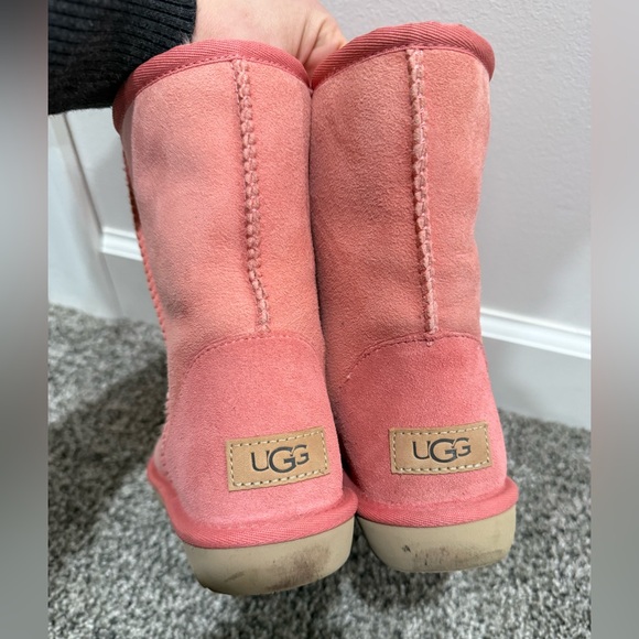 UGG classic short II women's leather boots in pink blossom colorway, size 7 - Picture 5 of 13